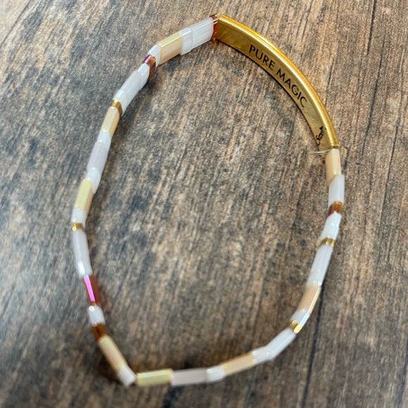 Pure Magic Good Karma bracelet - Picture 3 of 3